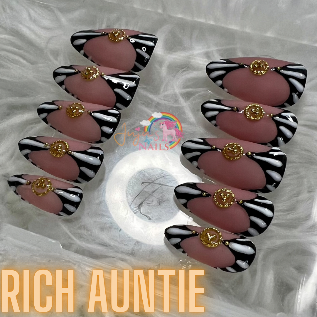 Rich Auntie