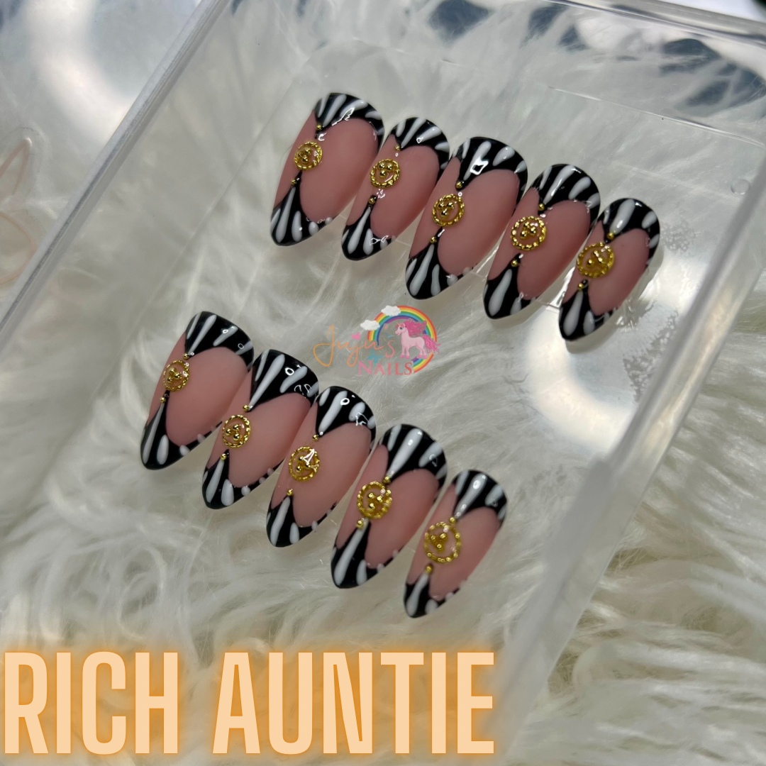 Rich Auntie